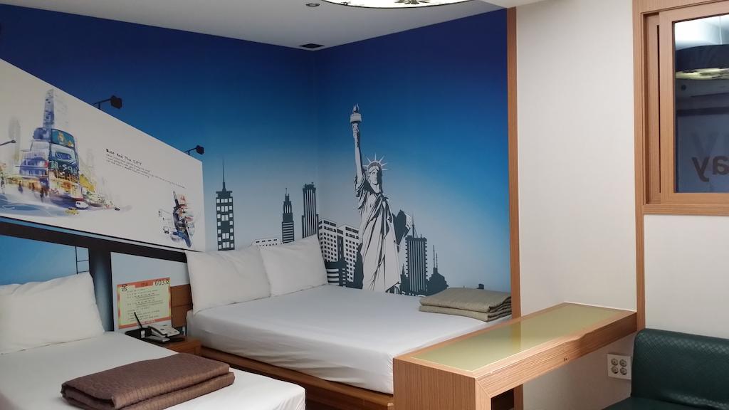 Mong Motel 2*